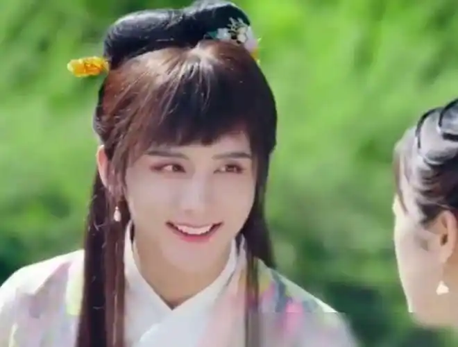 电视剧中的女装大佬马天宇甜美张新成秀气看到许凯心动了