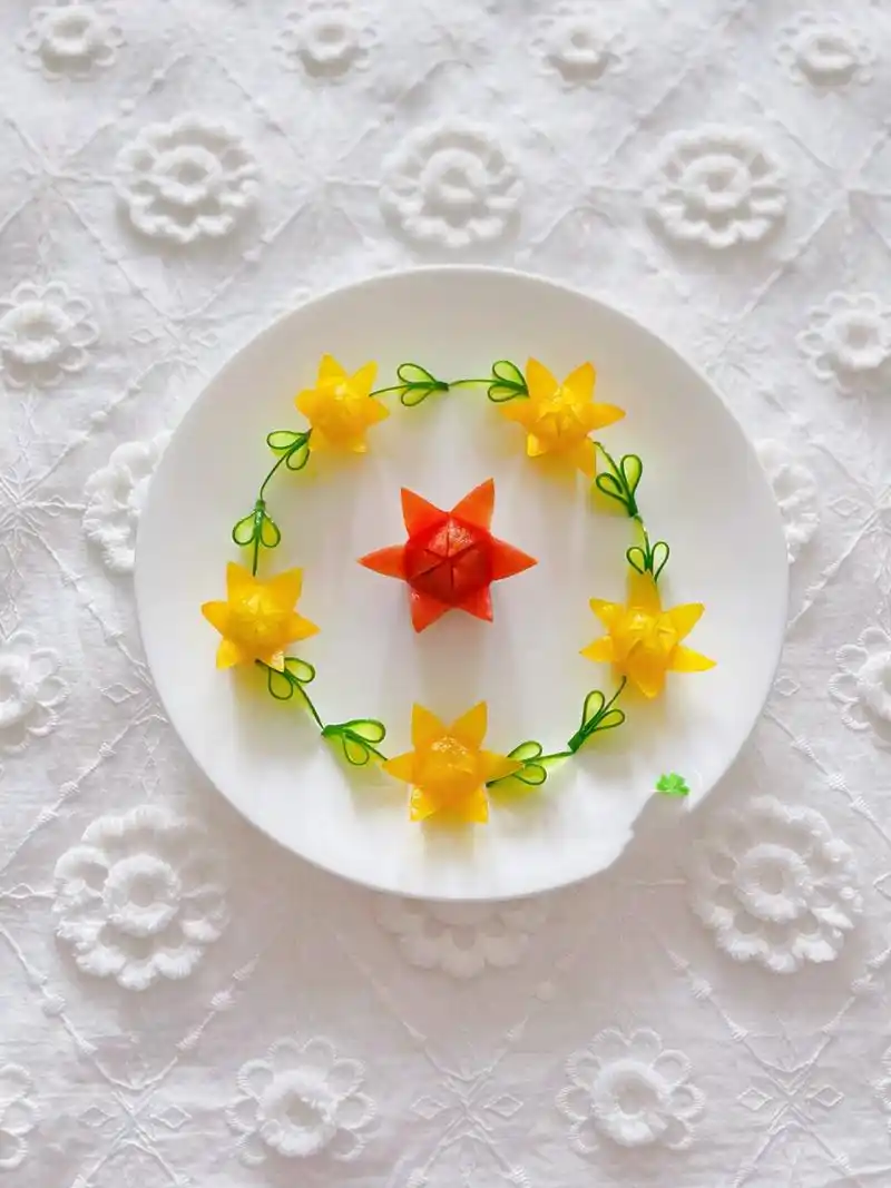 盘饰|黄瓜小番茄花围边摆盘～91 食材:黄瓜,小番茄