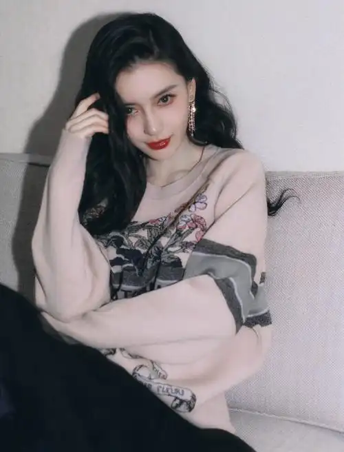 angelababy超话杨颖97 /#angelababy向日葵日系大片