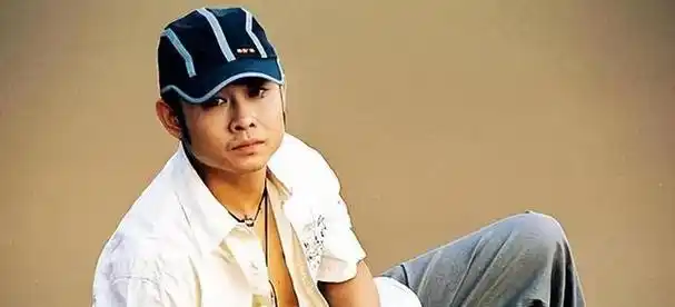 刀郎前妻杨娜:生下女儿40天后失踪,刀郎走红后,她后悔了吗?