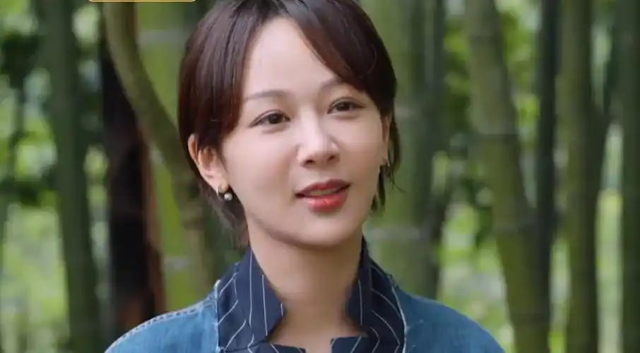 杨紫向往的生活素颜首曝光法令纹明显