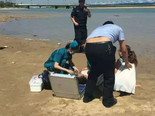 龙湖两花季少女溺水! 一人被救,一人死亡!(视频,图文)