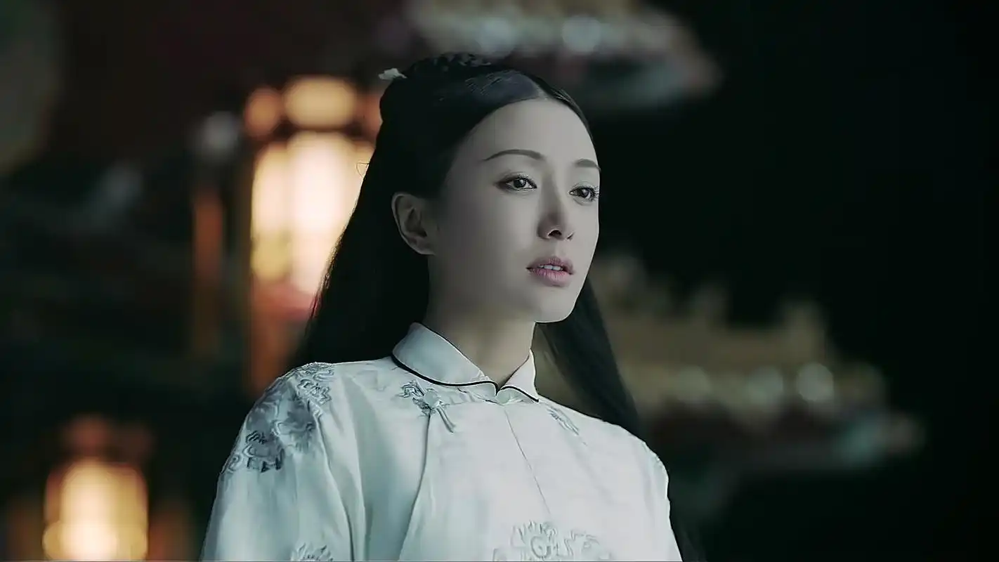 "富察皇后"秦岚,变身"青楼花魁",锦绣旗袍造型美丽动人