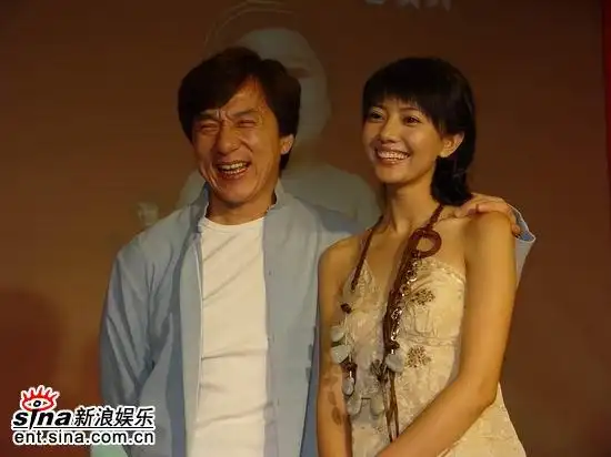 成龙高圆圆出席《宝贝计划》歌曲首发仪式(图)