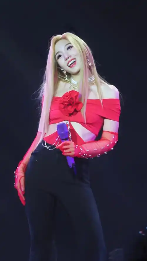 孟美岐北京演唱会