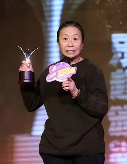 张少华:一生节俭住40平米房子,去世1年多,老伴的痴情让人落泪