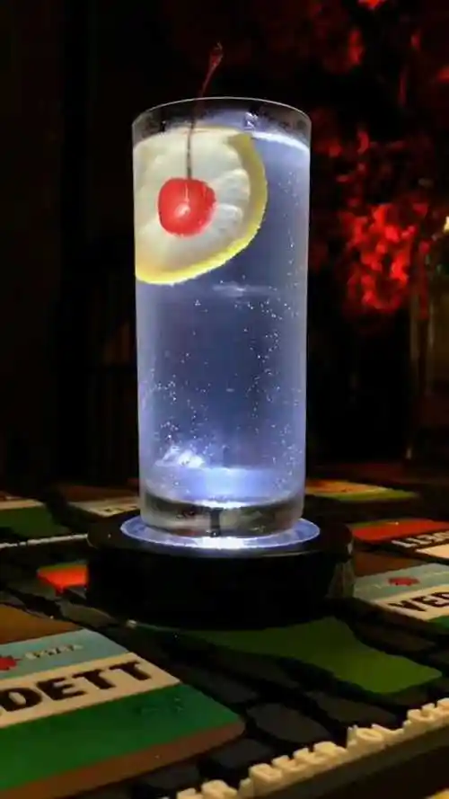 鸡尾酒金菲士口感丰富酒精度低