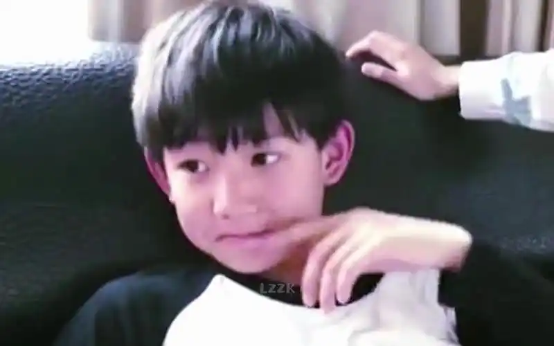 我小时候超可爱der!【王源23岁生贺】