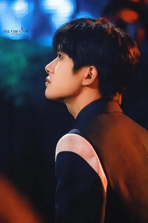 发一波今天长津湖发布会美好的易烊千玺06