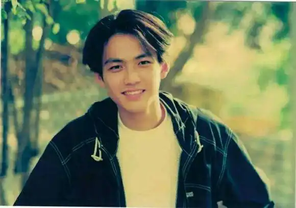 【图】钟汉良年轻时候的照片惊艳了时光 新戏"与床为伍"尺度大