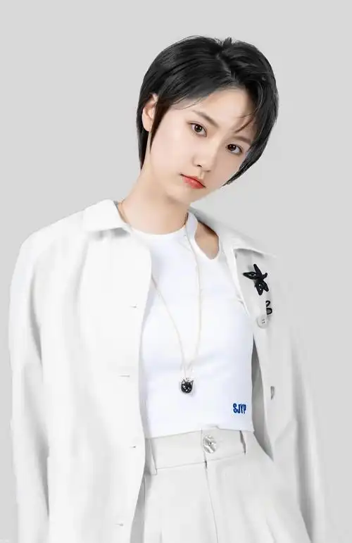 成果演员个人资料(成果演员简介及图片) -骁龙网