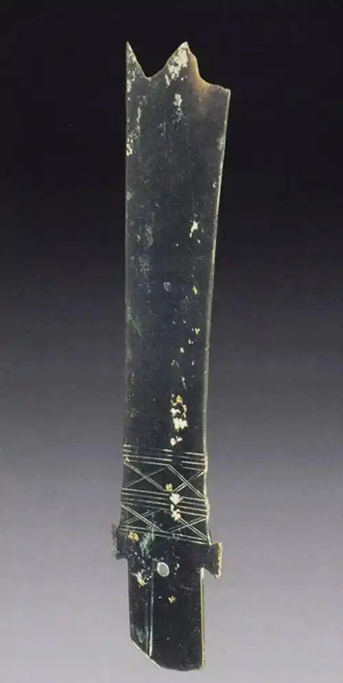 陕北和晋南的龙山时代玉器:以石峁,碧村和陶寺为例