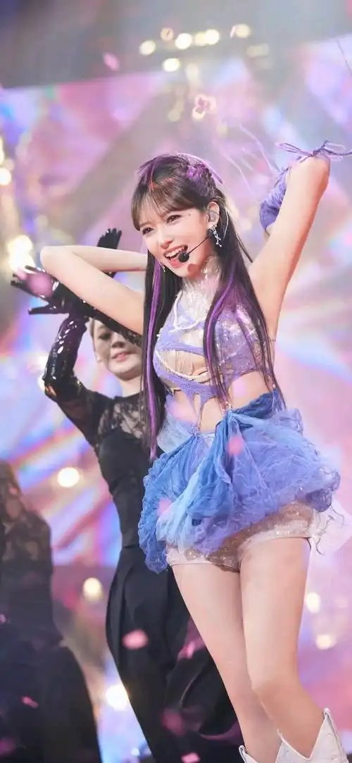 程潇完美身材跳舞超级棒