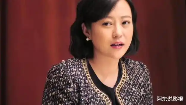 郝蕾新剧口碑爆棚,她不打针不扮嫩,打了多少中年女演员的脸?