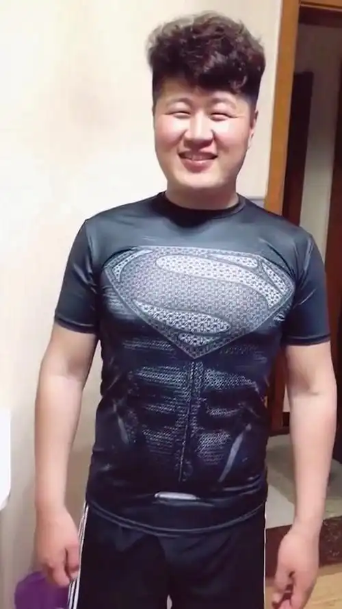 看我老公的八块大腹肌