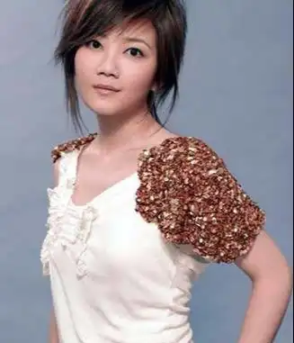 给了所有人"勇气"的梁静茹:本就是一部"逆天改命史"