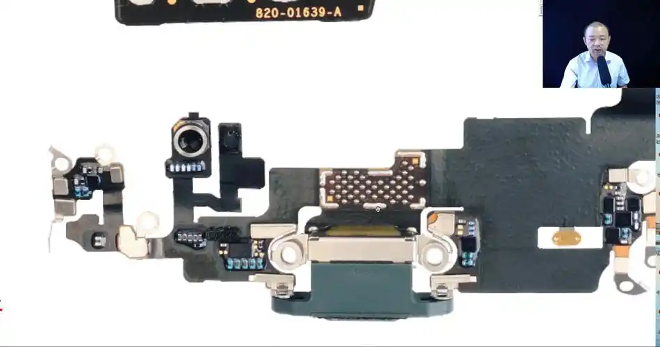 苹果11 pro尾插元器件深度赏析