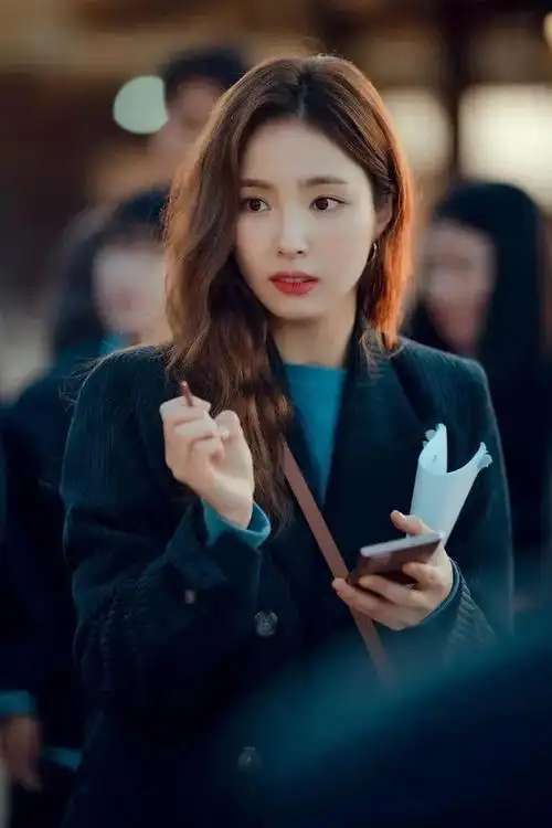 最新排名2024年韩国最美的10位女星出炉了宋慧乔冲进前3名