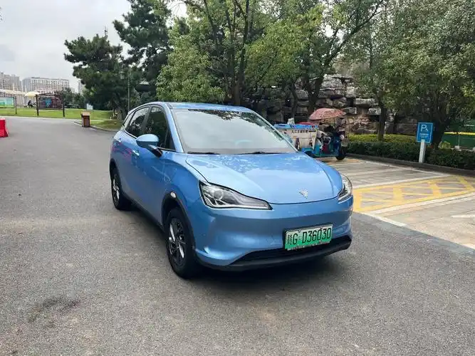 21年新能源哪吒v娱乐标准,续航300,快慢充,个人一手车, - 抖音