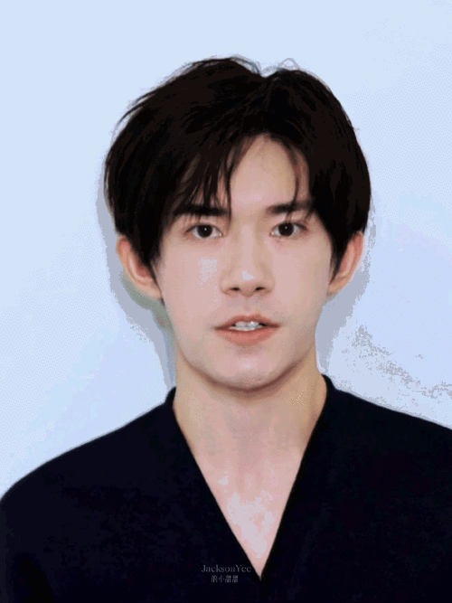 兰波 易烊千玺室友