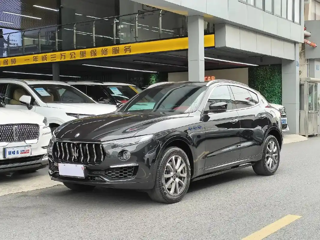 玛莎拉蒂莱万特2.0t gt锋芒版