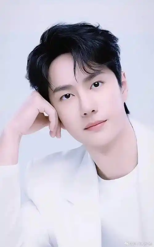 王一博##王一博##追风者##王一博魏若来##我的超棒搭子王一博#屯