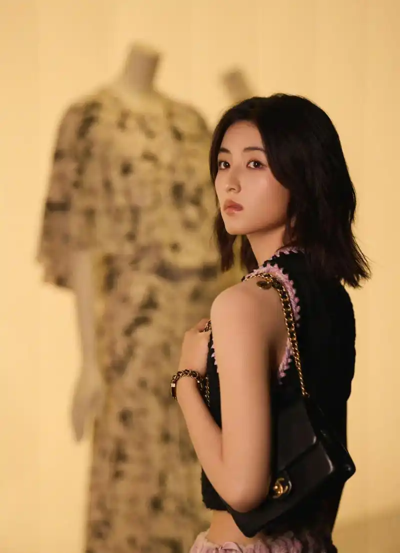 张子枫刘雯和周迅,谁更时尚?#动态连更挑战