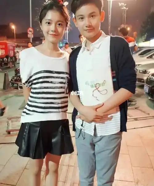 赵今麦胡先煦三搭