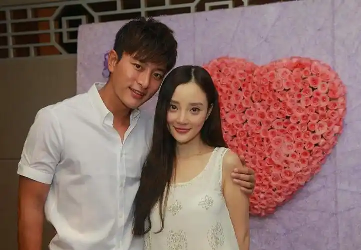 回顾李小璐的母亲张伟欣挽救过女儿的婚姻现在我的心最痛