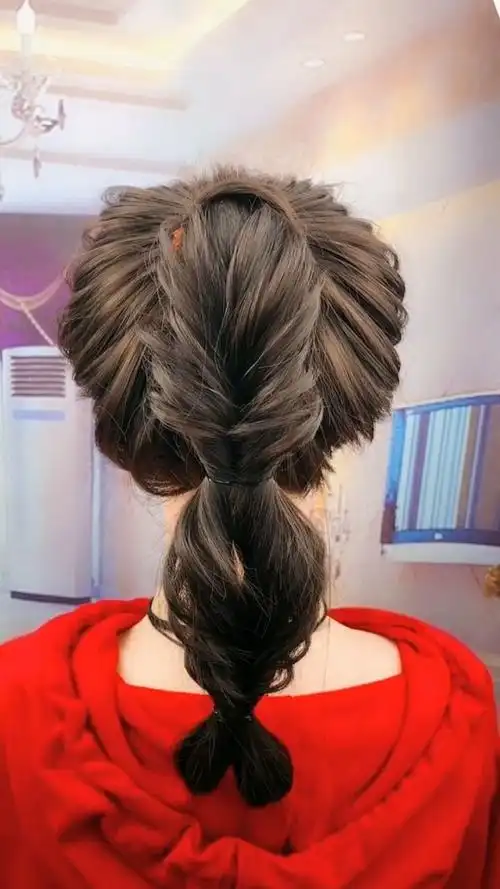 春天就要扎这样的时尚编发,特别美