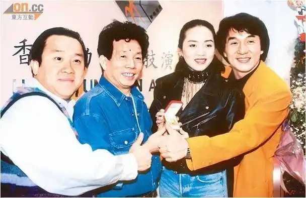 曾志伟涉诈骗,20年与妻无性生活,父亲逃台