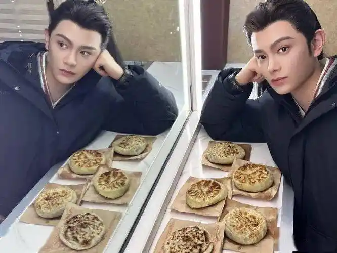 白敬亭拉金晨背锅?王一博看x病料?杨紫溜粉大户?周也丞磊打闹落水?