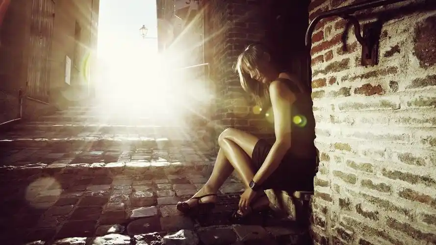 一个人失落的心情图片