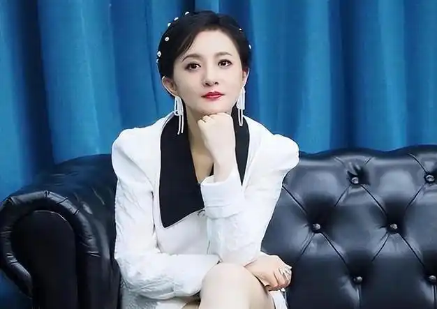 童星金铭曾经的撒贝宁发誓娶她如今仍单身难嫁她道出真相