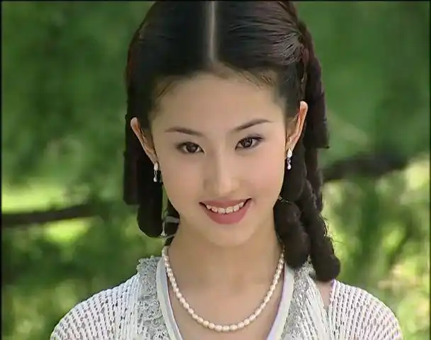 如果说金燕西,冷清秋,白秀珠的悲剧是自身的不了解,那柳春江和小怜的