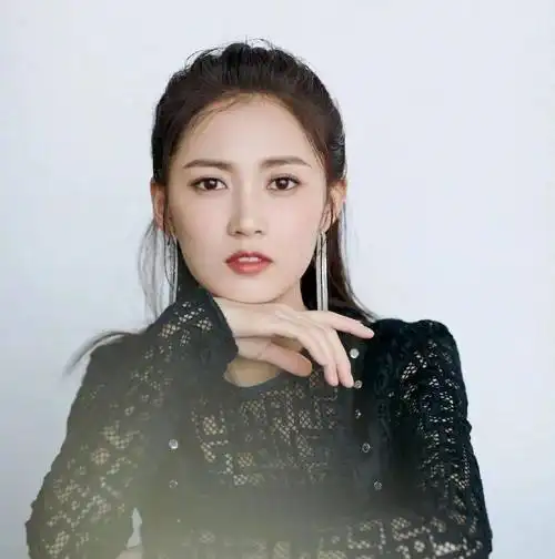 【微信头像】陈钰琪