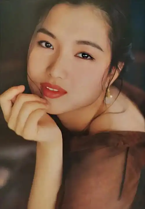 郑秀文以前这么漂亮为什么现在提名港风美女很少提到她04