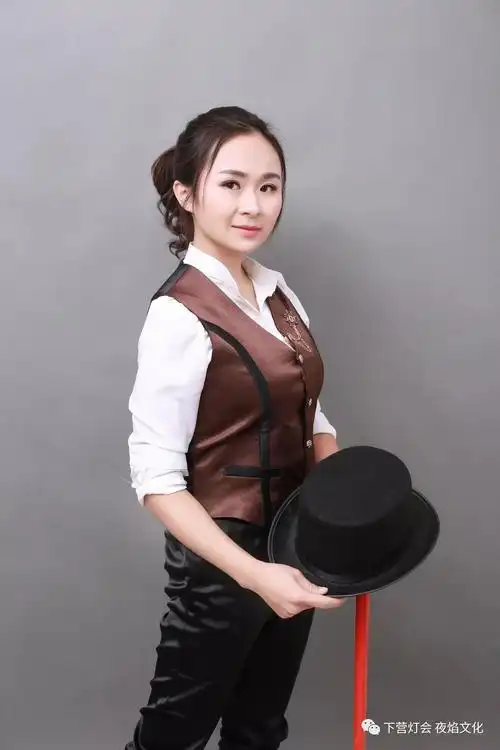 杨娜,中央电视台《为你点赞》的特邀嘉宾,山东电视综艺频道签约艺人