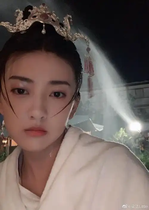 629梁洁要再一次和曲小檀说再见了不过这次不太一样这次是和小檀女皇