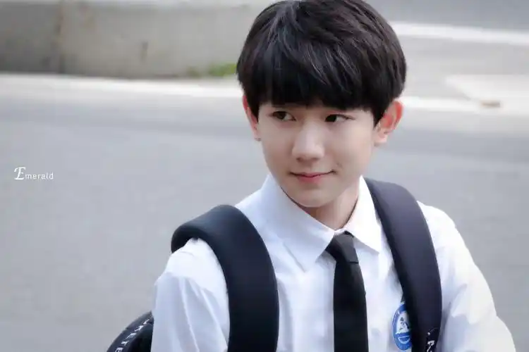 王源1604 《超少年密码》 cr:emeraldroy