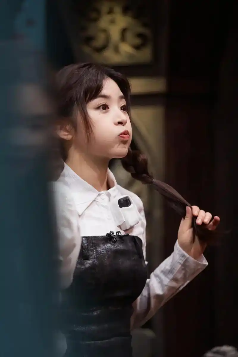 张含韵惊艳写真图片 - 抖音