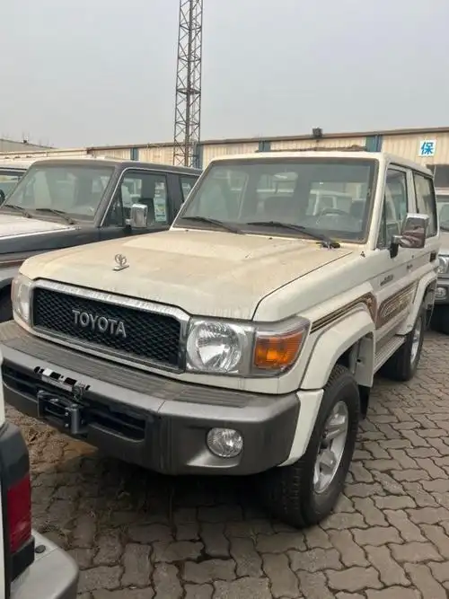 新款丰田lc71下月交车越野爱好者看过来