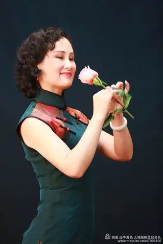 "旗袍夫人"意江南 - 美篇