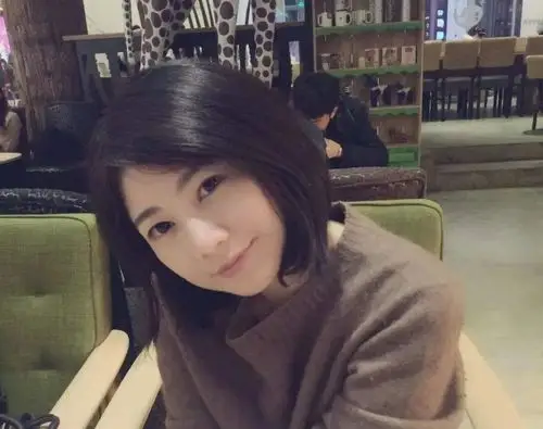 张玲玲:仍有无穷隐秘如帷幕,永远悬挂于事物之上|实力