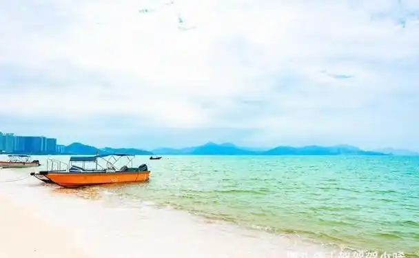 深圳最美的沙滩之一水清沙白只有当地人才知道的休闲胜地