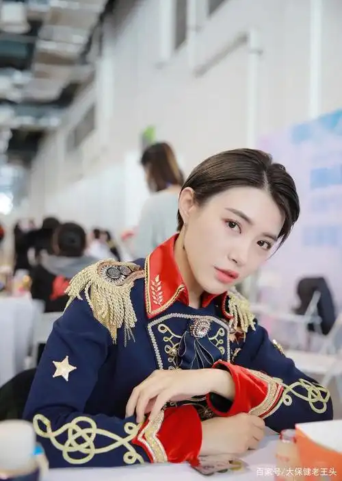 新生代女艺人戴萌 个人美照收藏版