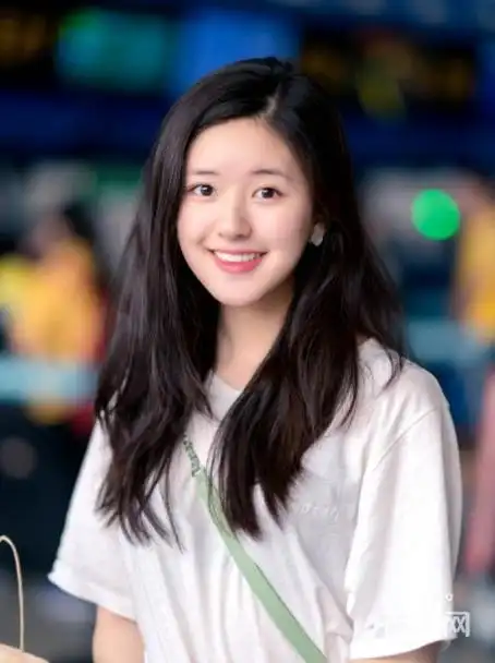 明星赵露思抖音电商授权,带货引流推广多少钱?