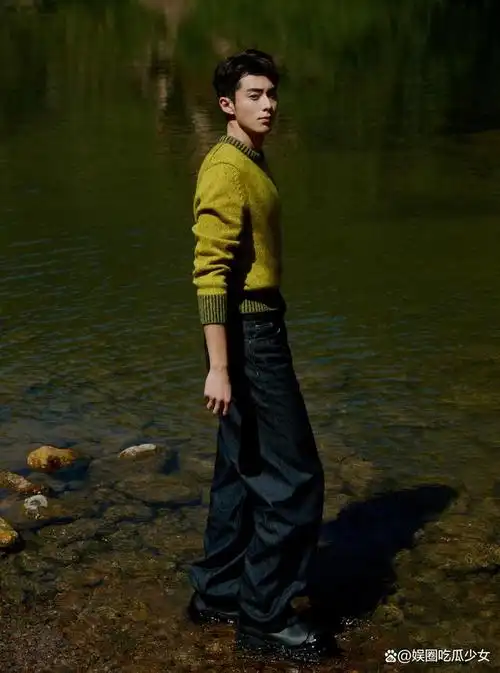 这段时间古装剧《苍兰诀》热播以来,王鹤棣凭实力接二连三登上话题热