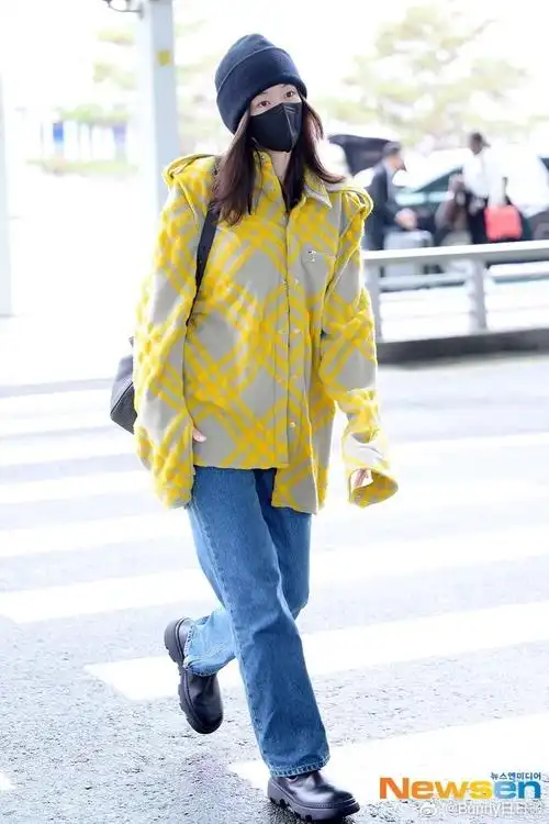 全智贤出国机场图