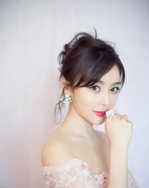 165被拍成155,大长腿小蛮腰都不见了,果然上镜胖三分_袁姗姗_明星